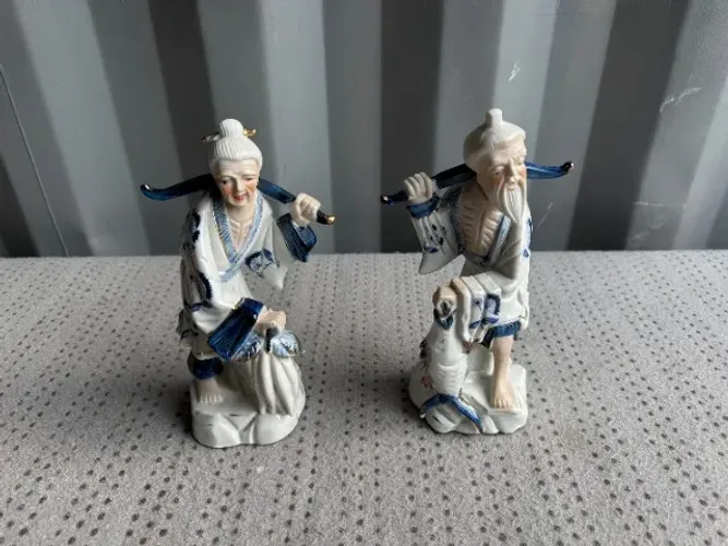 Estatuetas japonesas vintage de casal de pescadores década de 1970