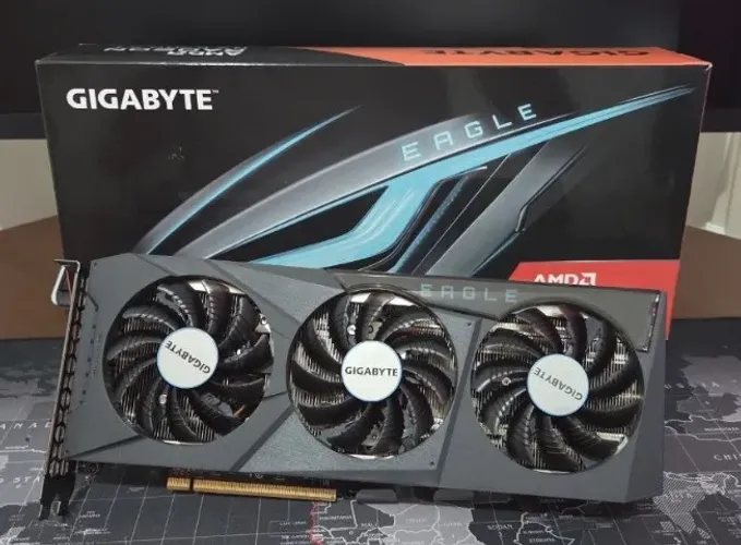 Amd Gigabyte Eagle Radeon Rx 6700 Xt 12gb - Semi-nova (Usado)