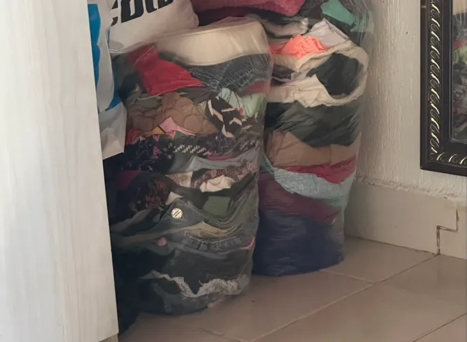 Roupas semi novas
