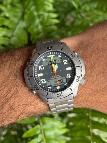 Relógio Citizen Aquamount Full Titanium 