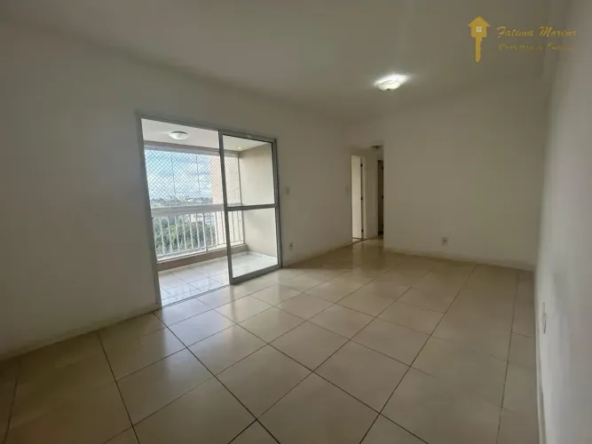 Aluguel 3/4 na Paralela - Condomínio Clube