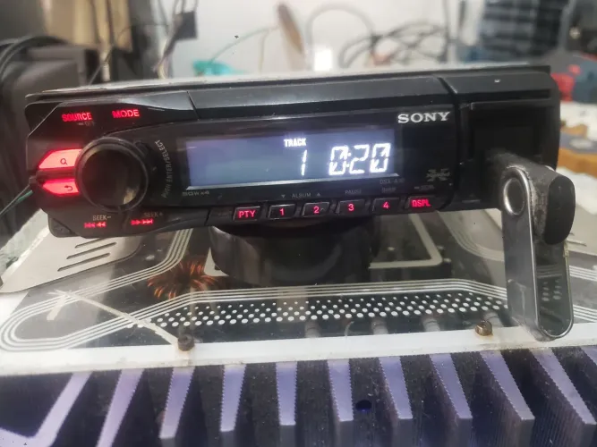 Radil de carro sony usb aux fm