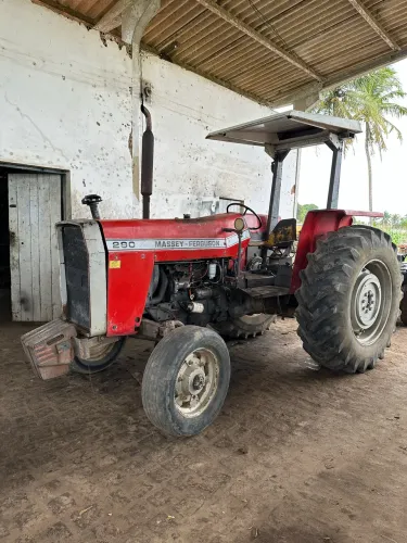 TRATOR MASSEY FERGUNSON 290 1990