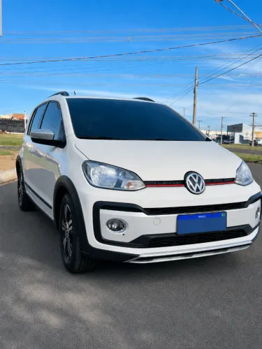 Volkswagen Up! Cross 1.0 TSI Total Flex 12V 5P 2018