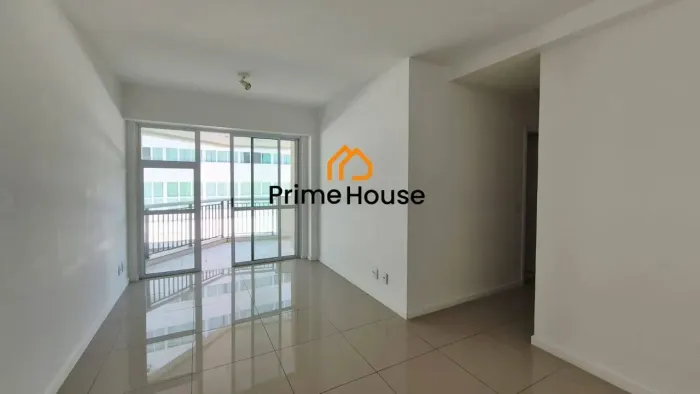 Apartamento com 2 dormitórios à venda, 69 m² por R$ 630.000,00 - Barra da Tijuca - Rio de