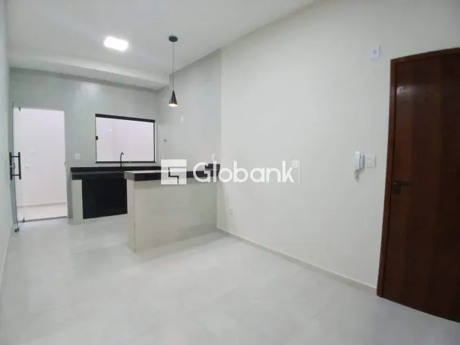 Apartamento à venda, com 1 quarto, e 1 vaga de garagem, com 30,49m² no bairro Vila guilher