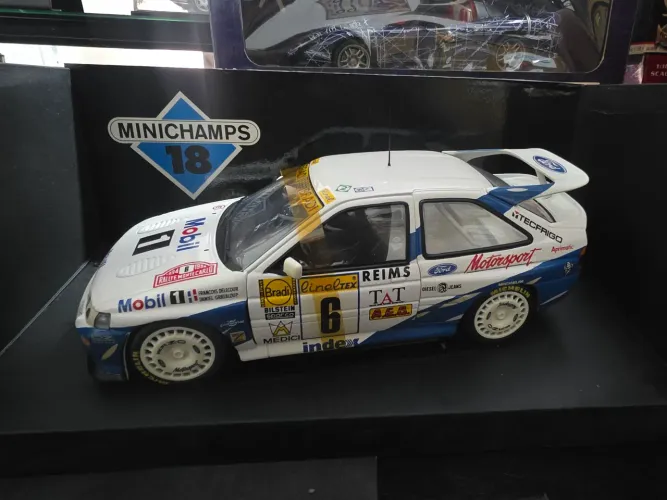 Miniatura 1.18 Ford Escort Monte Carlo 1994 Minichamps 