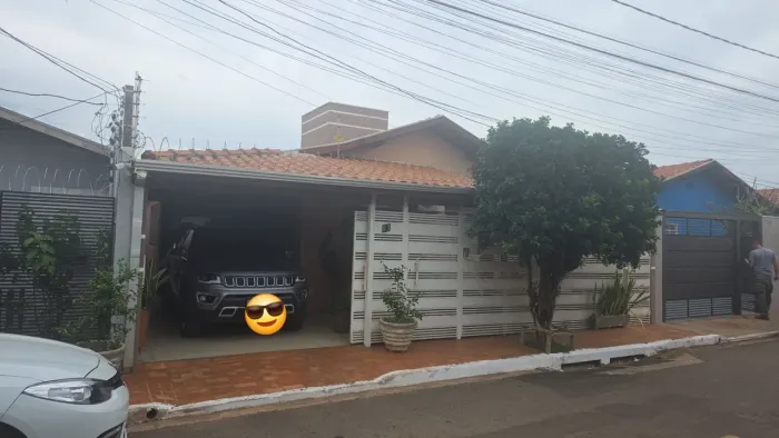 Casa aconchegante em condomínio