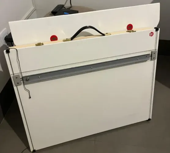 Prancheta Portátil P/ Desenho A2 + Regua Paralela - Trident - Praticamente sem uso