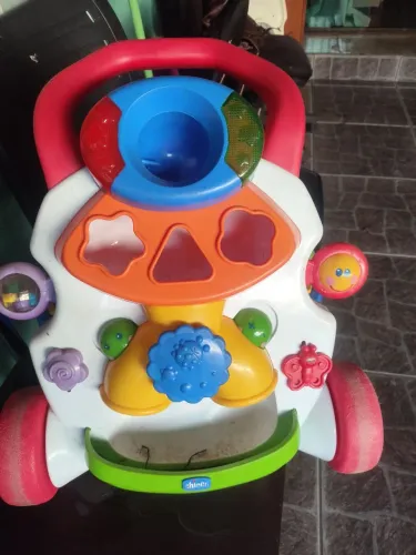 Andador musical Chicco