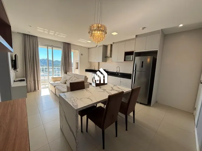 Apartamento na Praia Brava totalmente mobiliado para locação