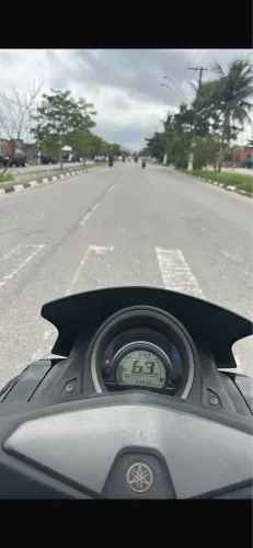 Vendo excelente moto Nmax 160, ano 2017/2018, com 54.000km.