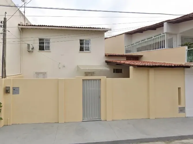 Duplex de 03 quartos na Rua Maria Quintela próx ao North Shopping Jóquei.