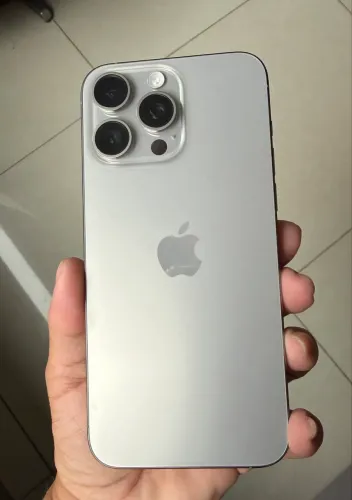 iPhone 15 Pro Max 256 g impecável bateria 85%