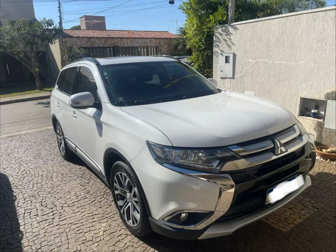 Mitsubishi Outlander 2.0 16V 160cv Aut. 2016