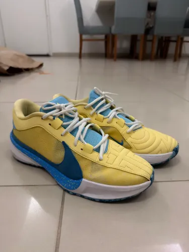 Nike zoom freak 5 masculino tamanho 43 tênis basquete