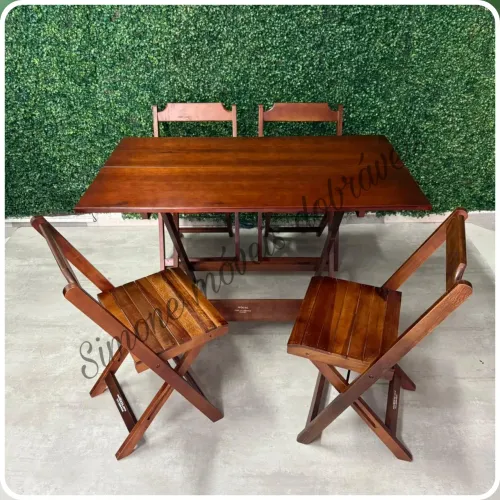 Mesa 1,20x70 com 4 cadeiras Madeira 