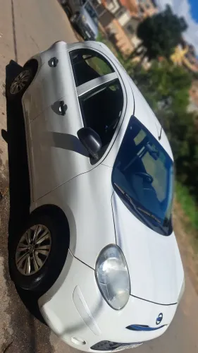 Nissan March 1.0 16V Flex Fuel 5P 2013