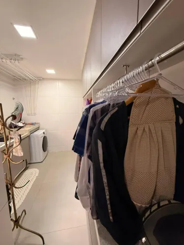 Apartamento Mobiliado com 4 Suites no Maison Gabriela