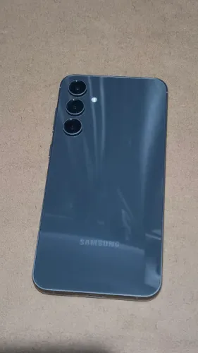 Samsung S23FE 128gb funcionando normalmente 