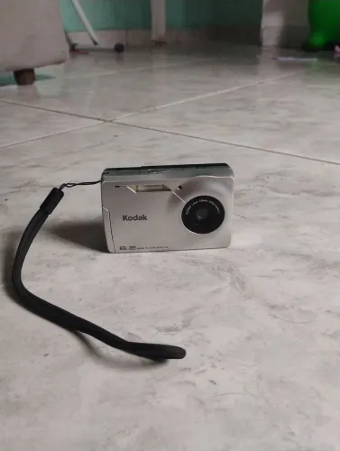 ? Kodak EasyShare C610 (6.2 MP)