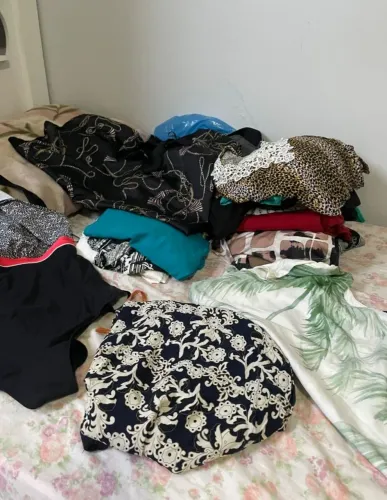 Fardo de roupa nova !!! Para mulheres maiores de 30-60 anos e roupa nova tamanho G