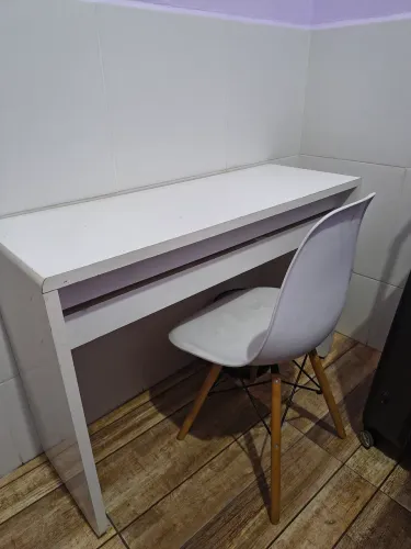 Conjunto mesa e cadeira escrivaninha 
