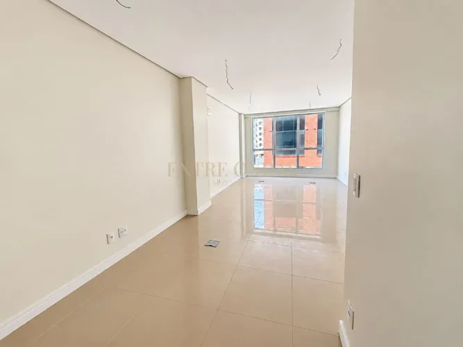 Sala comercial no bairro Trindade, Florianópolis.