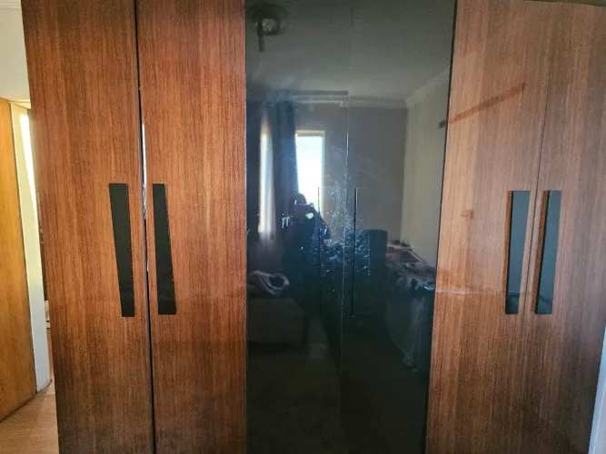 Guarda roupa 6 portas sem.gaveta