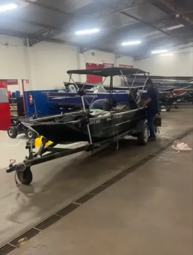 Vendo barco completo traia pesca top 