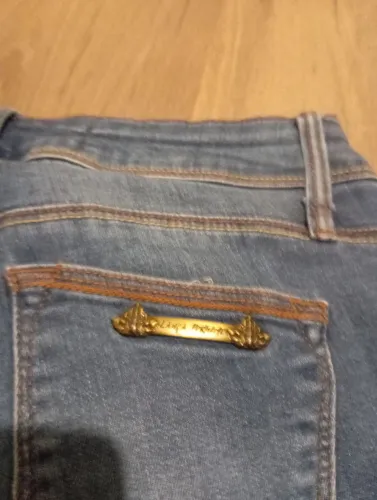 Calça jeans feminina 