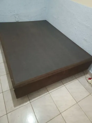 Cama box casal  1,38 em bom estado 