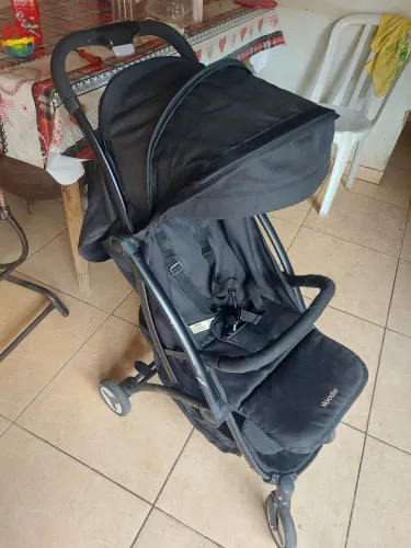 Carrinho de passeio Burigotto Hoodie