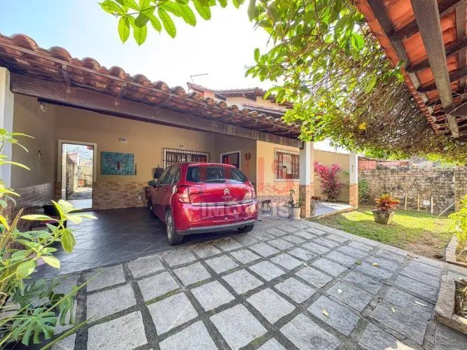 Casa linear com 4 dormitórios à venda, 233 m² por R$ 990.000 - Piratininga - Niterói/RJ