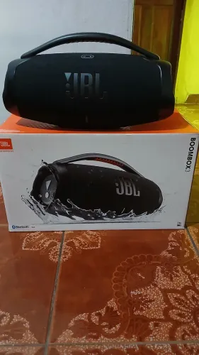 Vendo boombox jbl 3