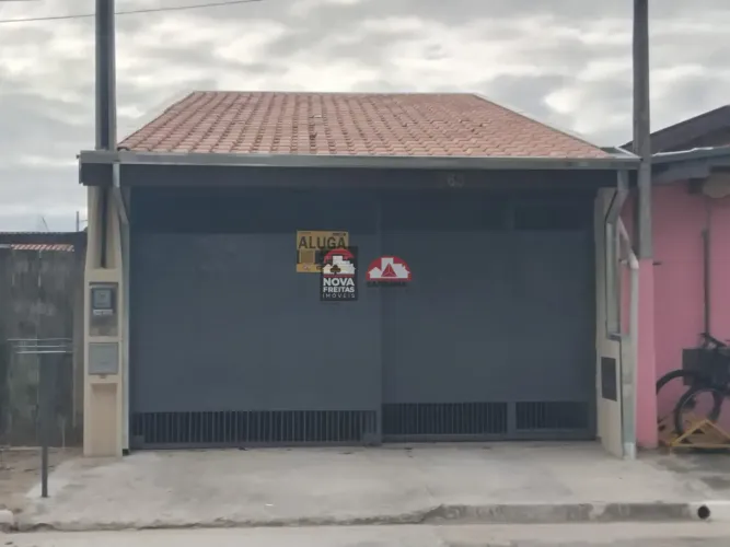 Locação de Casa no Laerte Assumpção - Pindamonhangaba/SP