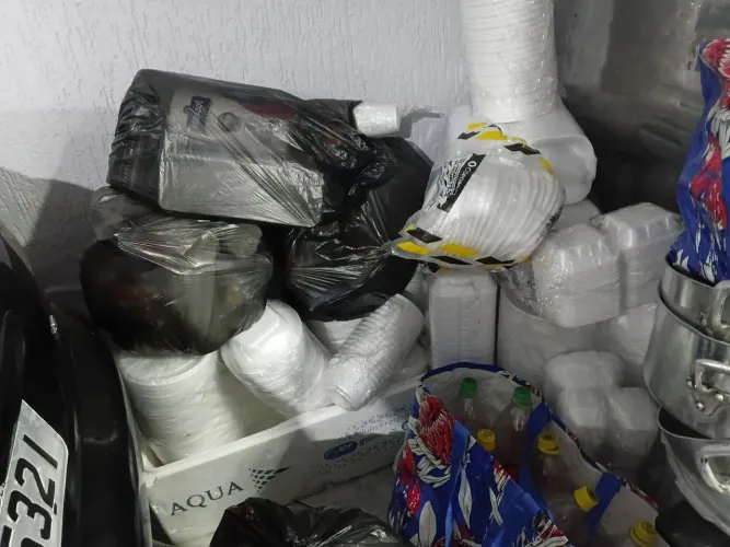 Embalagem copos descartáveis sacola tudo novo