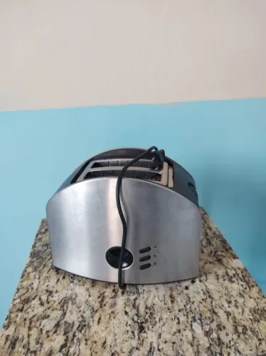 Torradeira philco Toast Gourmet