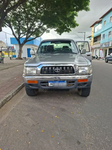 Toyota Hilux CD SRV 4X4 3.0 8V 116cv TB Diesel 2004