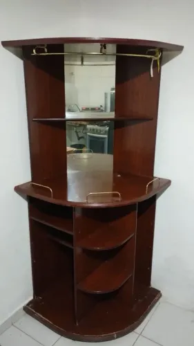 Barzinho em padrão Mogno