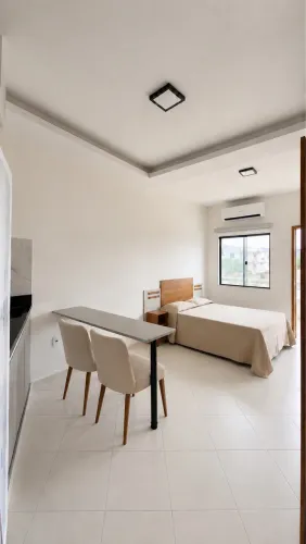 Alugo loft mobiliado e com internet incluída no Jardim Atlântico