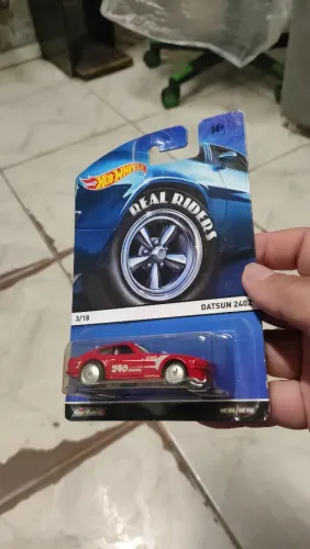 Hot Wheels Datsun 240Z, [red] Real Riders 3/18