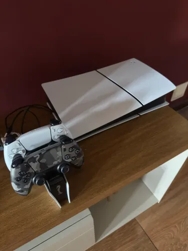 Ps5 slim, novo na garantia.