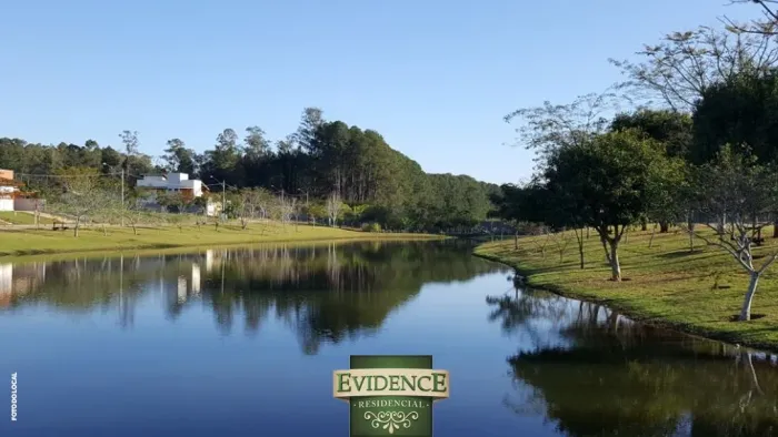 Casa de Alto Padrão para Venda - Terreno de Esquina com Vista para o Morro do Ipanema - Co