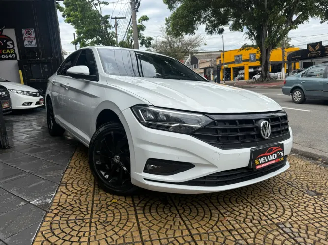 Volkswagen Jetta Comfortline 1.4 TSI 16V 4P Aut. 2020