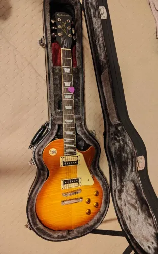 Guitarra Epiphone Standard Pro
