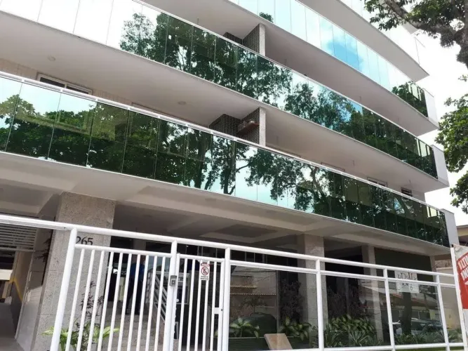 Venda Cobertura Luxuosa, 194 m², 3 quartos no Centro de  Campo Grande - RJ