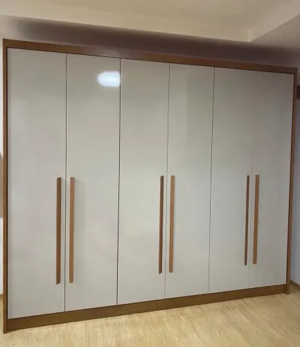Guarda Roupa Robust 6 Portas 2,73m de Largura 100% MDF