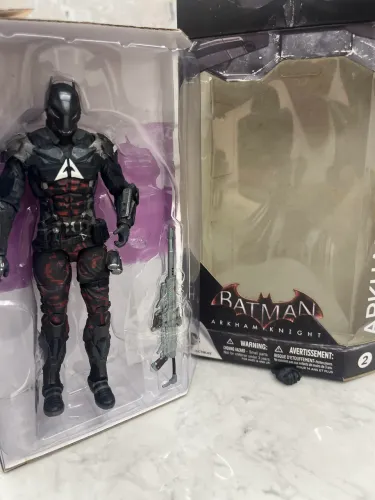 Action Figure Batman Arkham Knight - DC Collectibles - Completo
