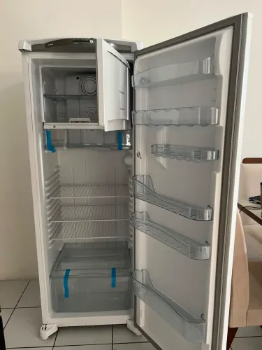 Geladeira Cônsul Frost Free Facilite